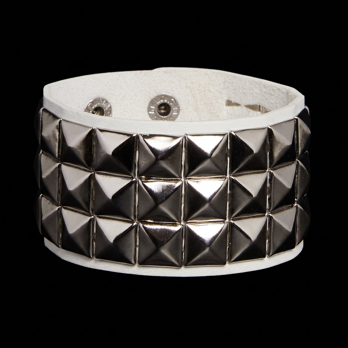 White Metalic Bracelet